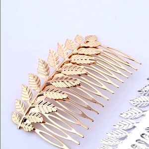 🍂 3 / $20 🍂 ❗️ Tree leaf hair clip 🍃